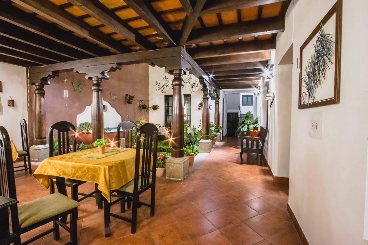 Hotel La Galeria Antigua