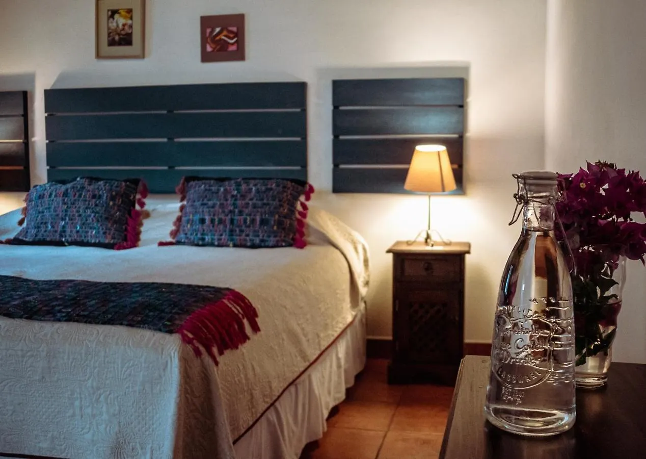 **  Hotel La Galeria Antigua Guatemala